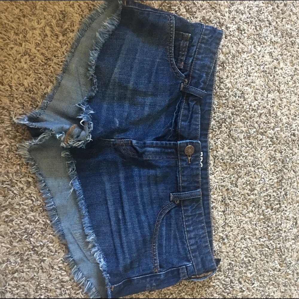 dark wash jean shorts
